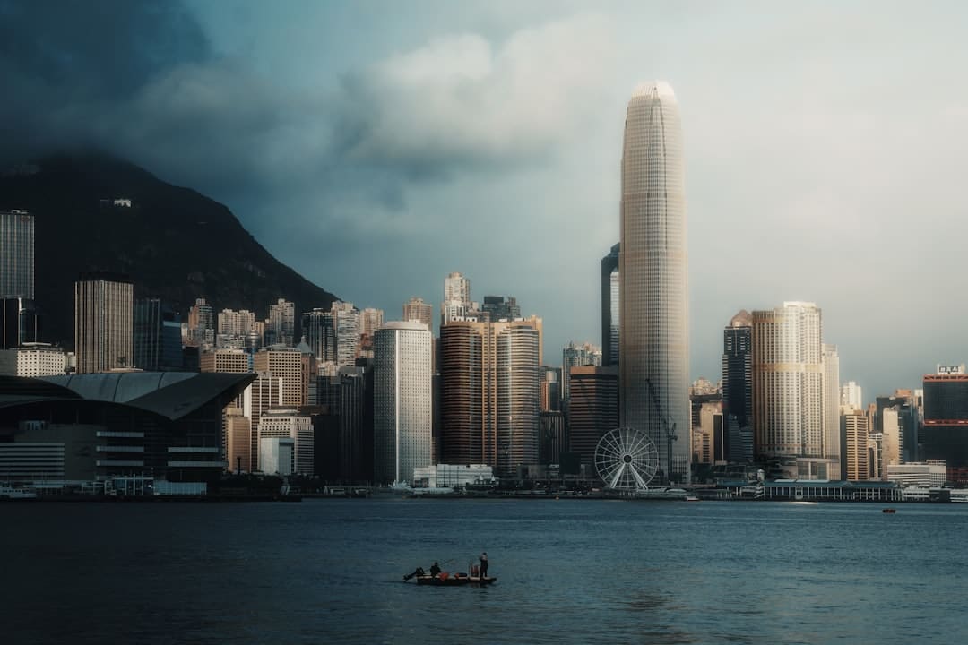 “金拱门”八周年：门店数量三倍生长，用本土化反哺全球